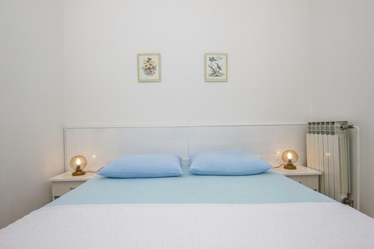 Apartmani Janja โปเรช ภายนอก รูปภาพ